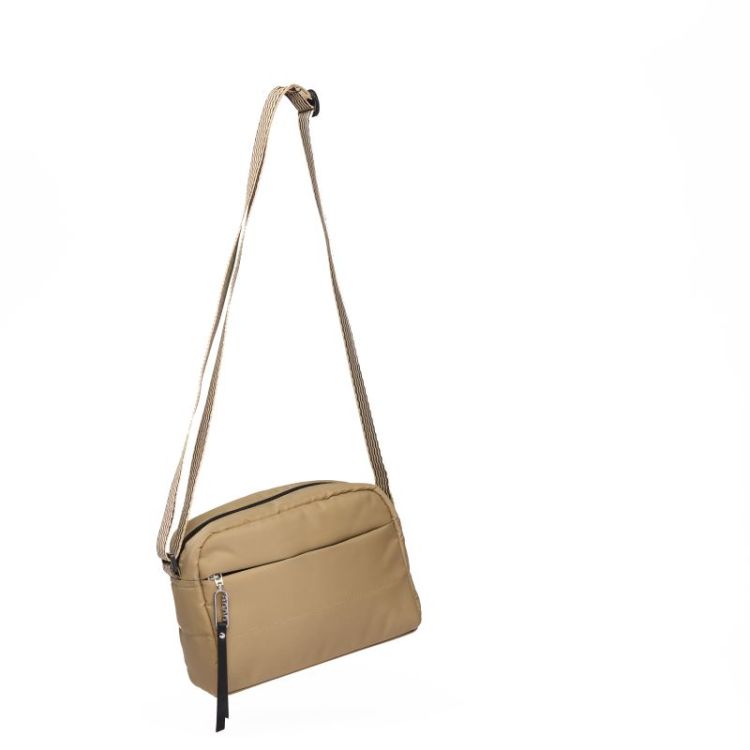 101CS01 beige