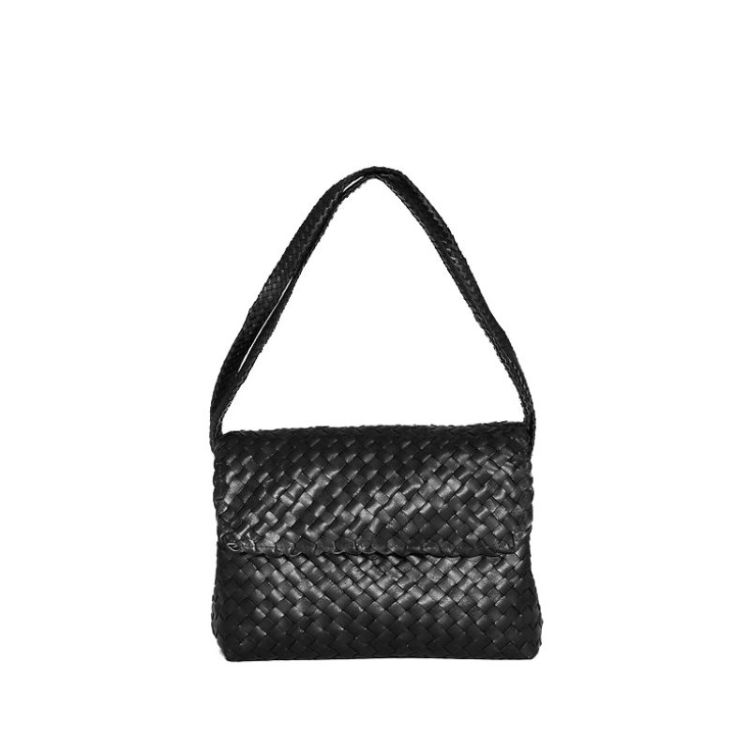 CAROLINE DAMA black