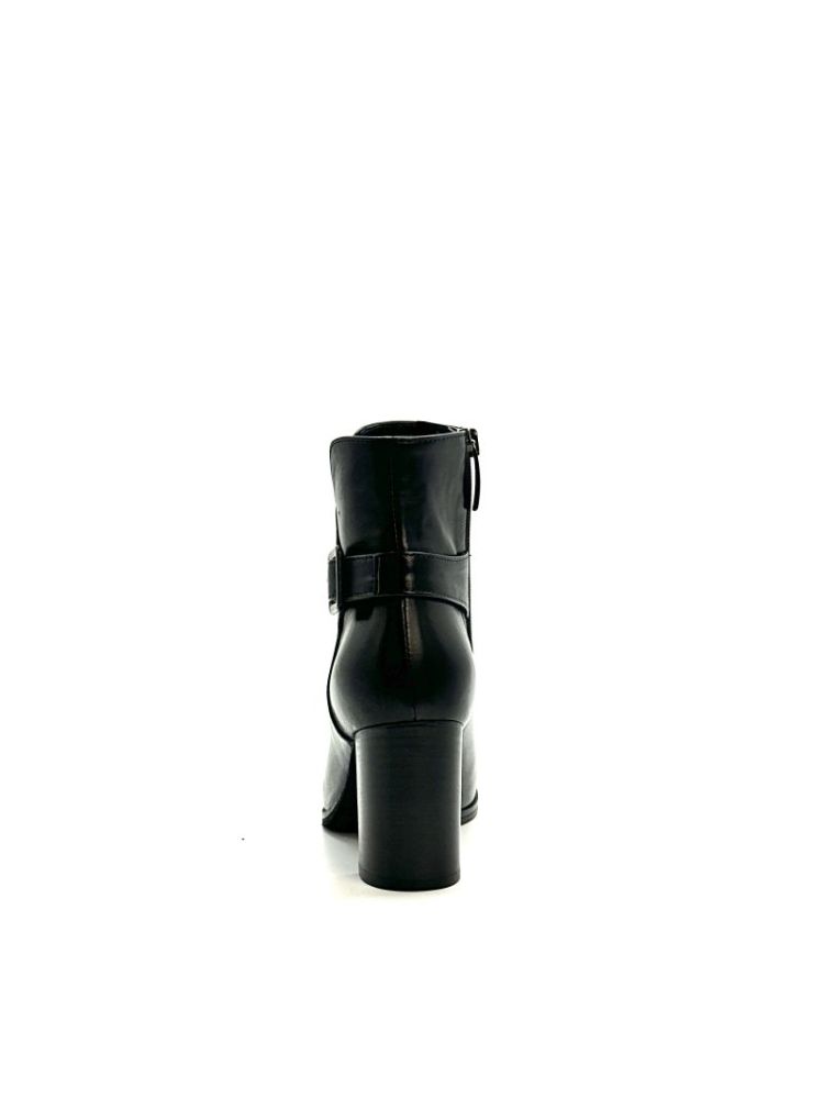 8536 leder